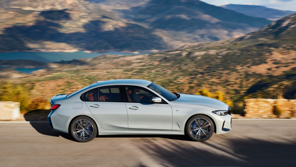 2025 BMW 3 Series And Possibility Of Electrified Version