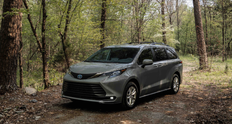 2025 Toyota Sienna Release Date - CarsJade.com